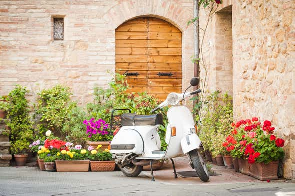 Lucena Vespa Tour