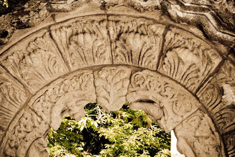 Apreciaremos los detalles de la arquitectura románica
