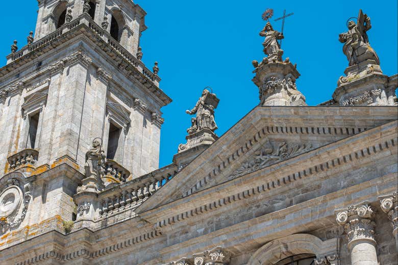 Detalhe da arquitetura externa da catedral