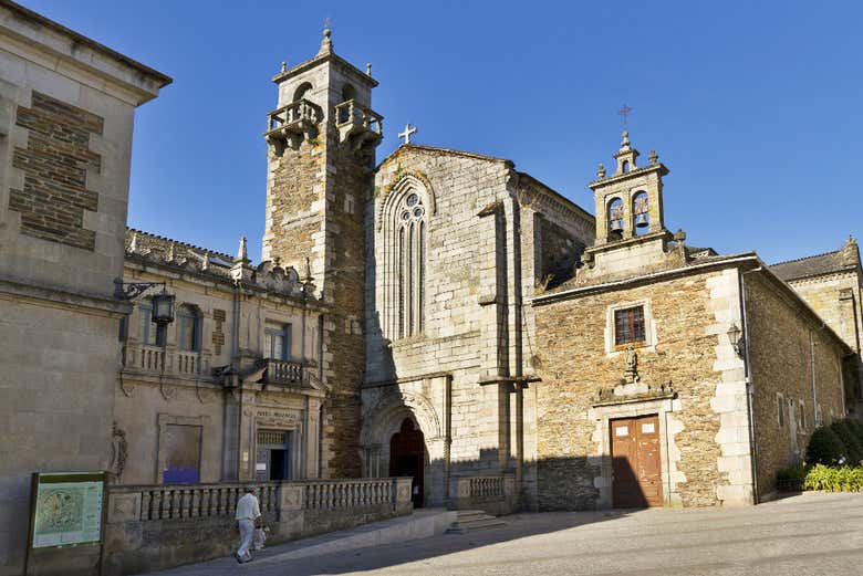 Lugo Guided City Tour - Book Online at Civitatis.com