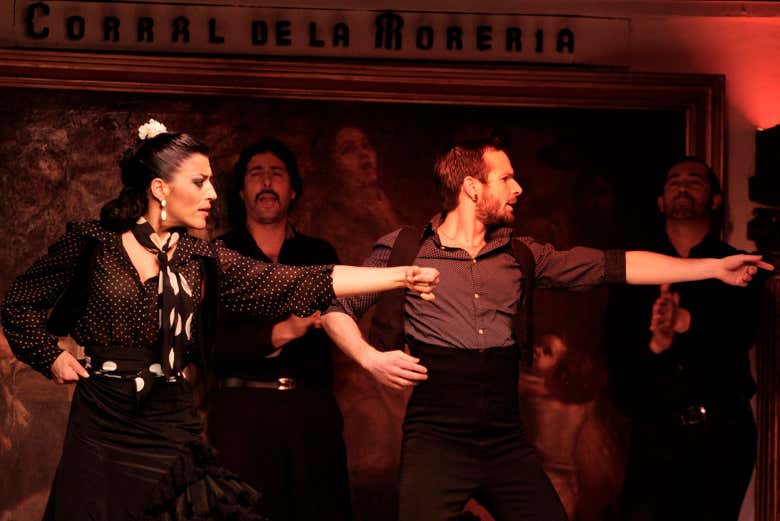 Disfrutando del espectáculo de flamenco