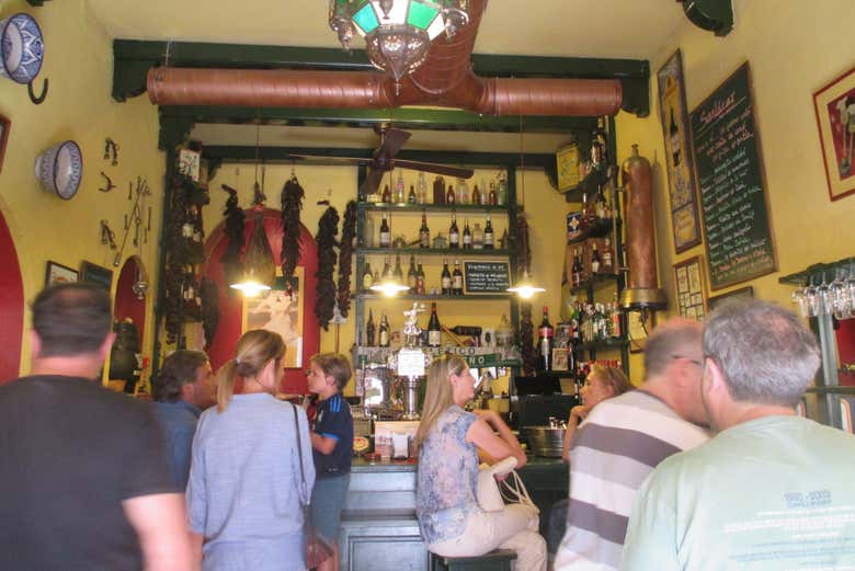 Un tipico bar madrileno