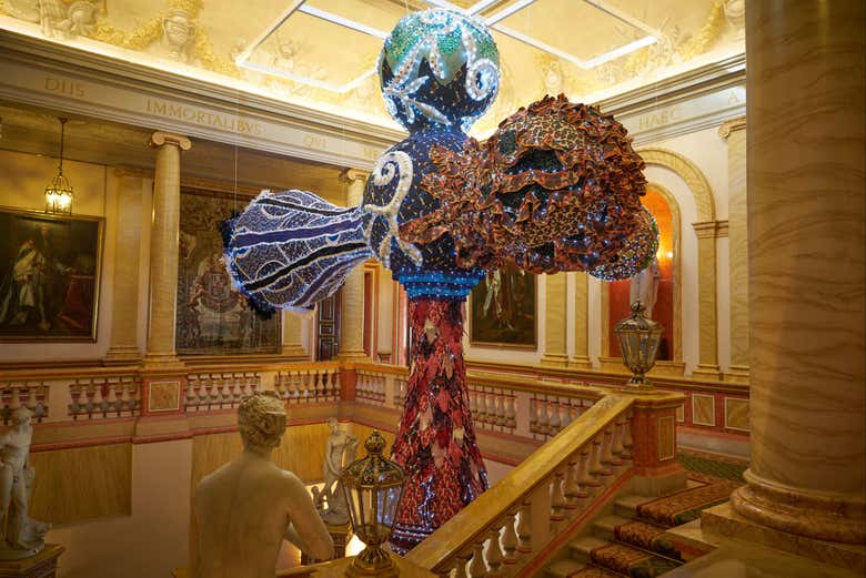 Vous pourrez voir l'exposition temporaire de Joana Vasconcelos