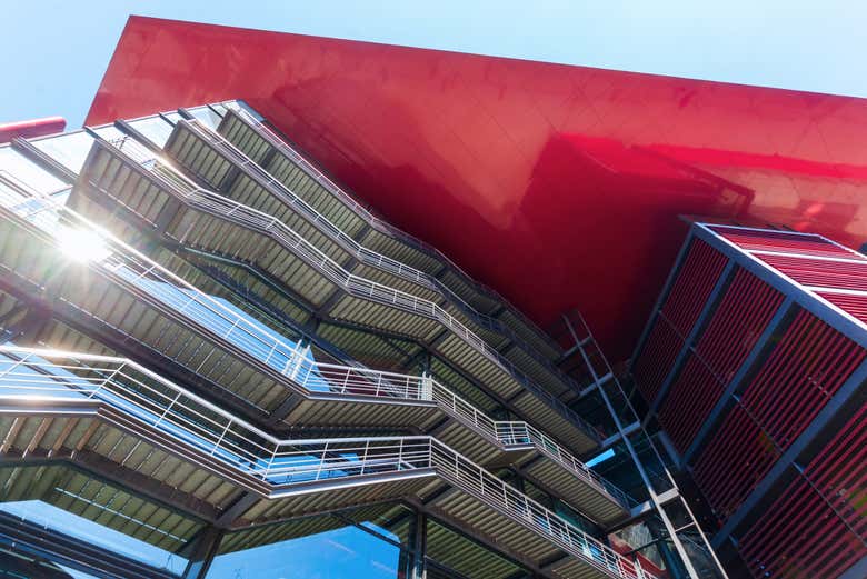 Le musée Reina Sofía depuis l'extérieur