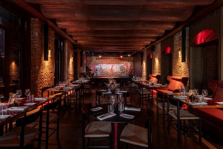 Interior del tablao flamenco 