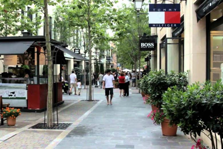 Exploring Las Rozas Village