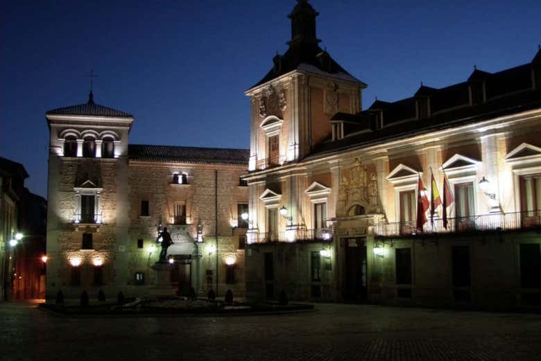 Conociendo la plaza de la Villa