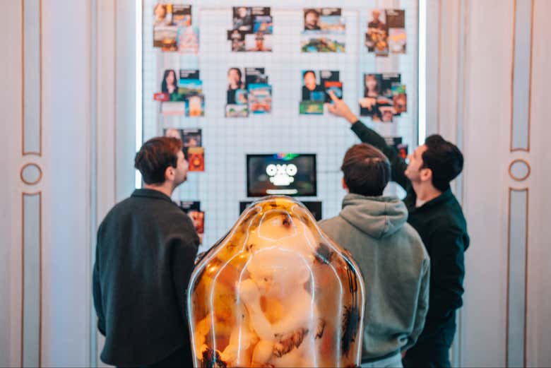 Disfrutando de las exposiciones de OXO Museo del Videojuego