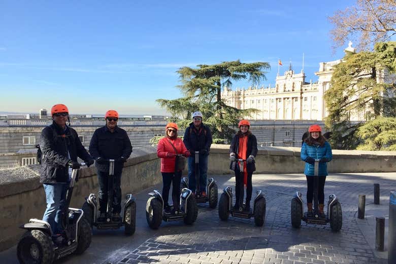 Balade en Segway devant le Palais Royal de Madrid