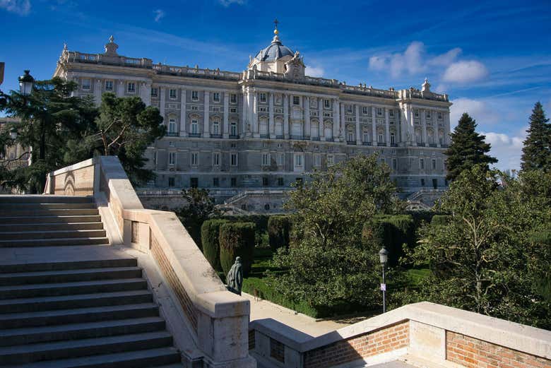 Vue du palais depuis les jardins