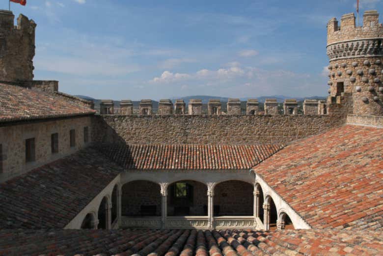 Patio interior del Castillo de Manzanares El Real