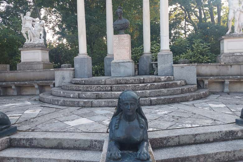 La Plaza de los Emperadores en el Parque El Capricho