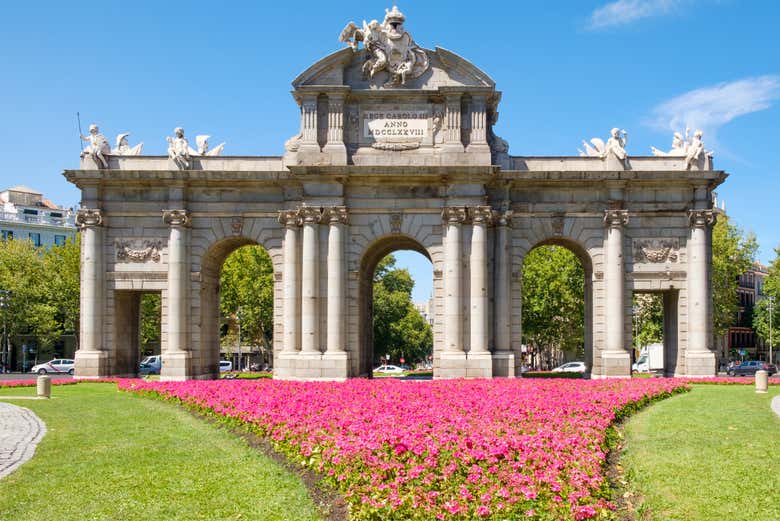 La Porta di Alcalá di Madrid