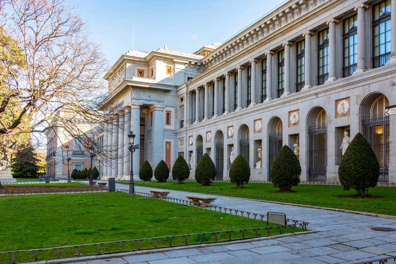 Passerete davanti al Museo del Prado