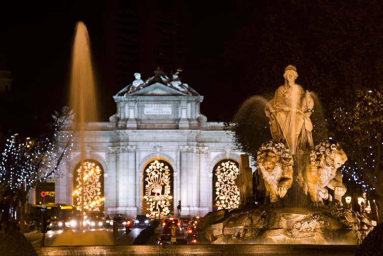 Porta de Alcalá vista de Cibeles