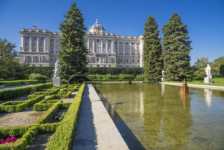 Il Palazzo Reale visto dai Giardini di Sabatini