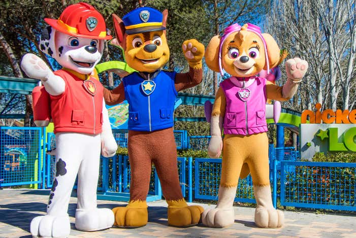 Encontraréis a muchos personajes recorriendo el parque