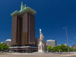 Torres Colón