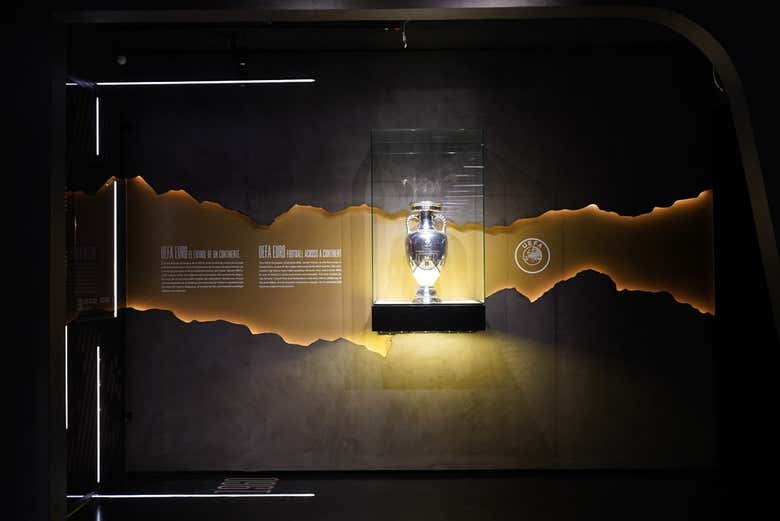Sala del museo LEGENDS dedicada a la Eurocopa