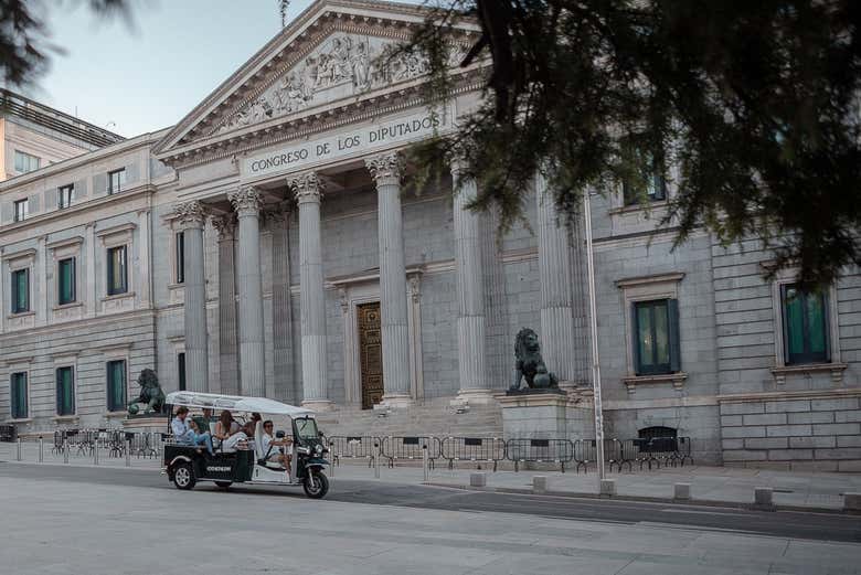 Recorriendo los exteriores del Congreso