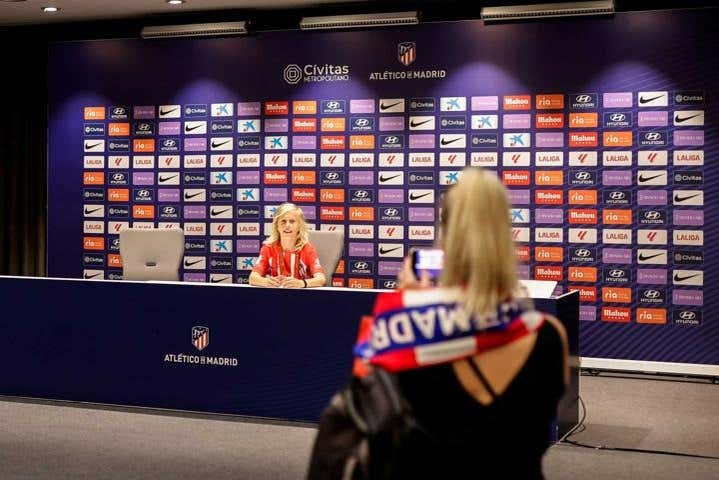 Conociendo la sala de prensa del estadio