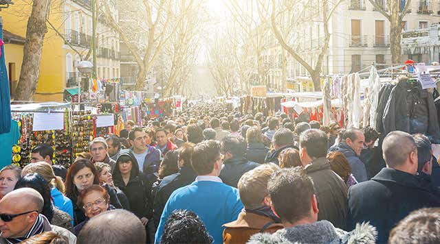 ▷ Rastro en Madrid: Horario, Ubicación, Cómo Llegar y Qué Comprar