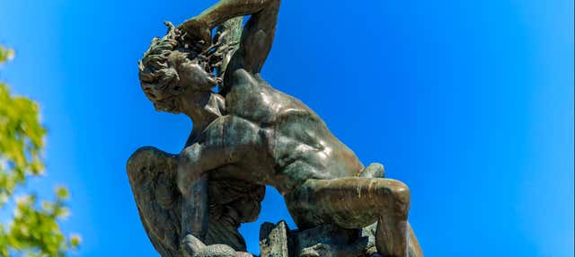 Tour de los misterios y leyendas de El Retiro