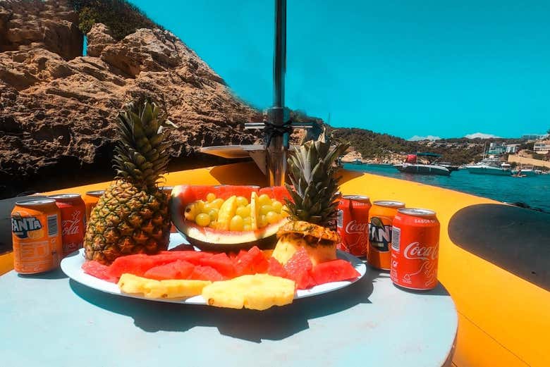 Fruta fresca a bordo da lancha