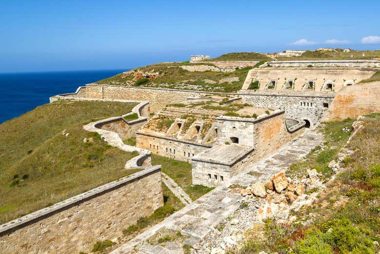 Fortaleza de La Mola o de Isabel II