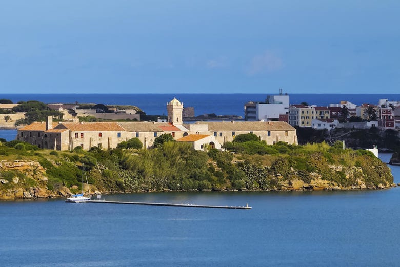 Isla del Rey, un des îlots du port de Mahon