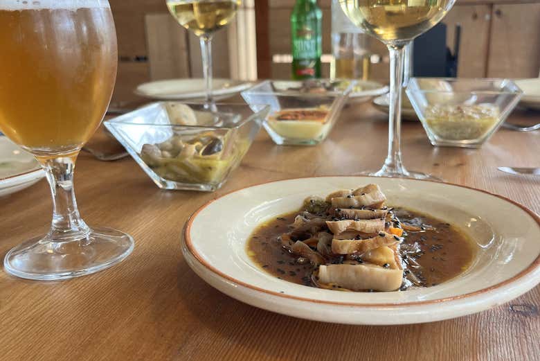 Goûtez un plat à base de boletus