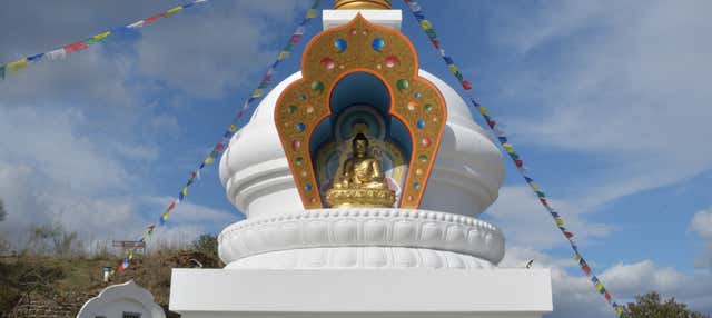 Buddhist Stupa & White Villages Axarquia Day Trip