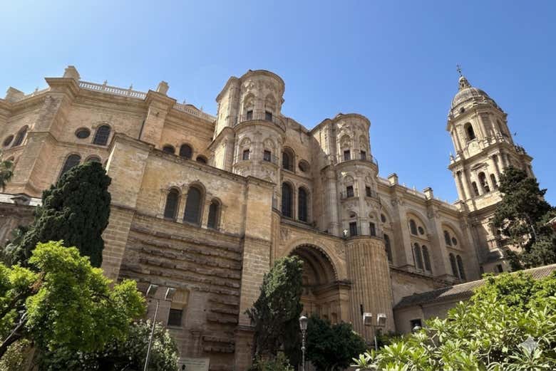 Descubrid las leyendas de la catedral inacabada de Málaga
