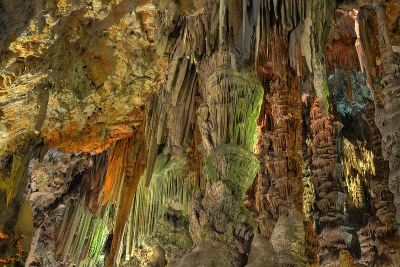 Explore the depths of the San Miguel cave