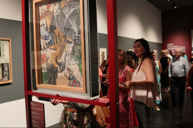 UTOPÍA Y VANGUARDIA.
Arte ruso en la Colección Costakis – MOMus