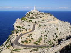 Carretera de acceso al faro