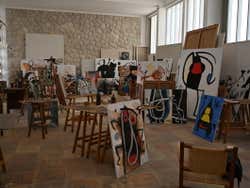 Exposición de obras de Miró