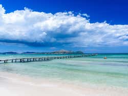 Muelle de la playa de Muro
