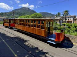 Tren circulando