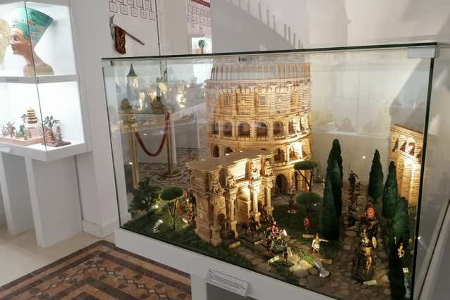 Vitrina correspondiente al Imperio romano