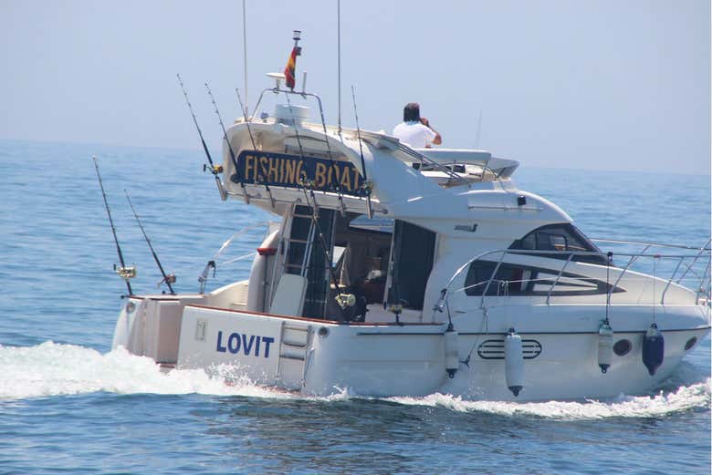 Cruise along the coast of Marbella