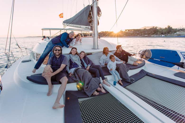 Balade en bateau au coucher de soleil