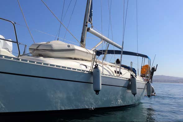 Paseo en velero por Puerto Banús