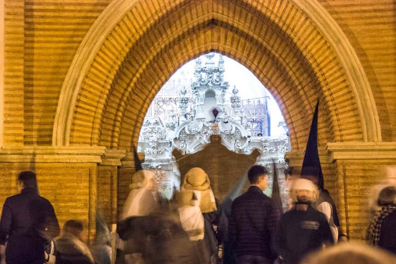 Marchena recibe miles de turistas durante la Semana Santa