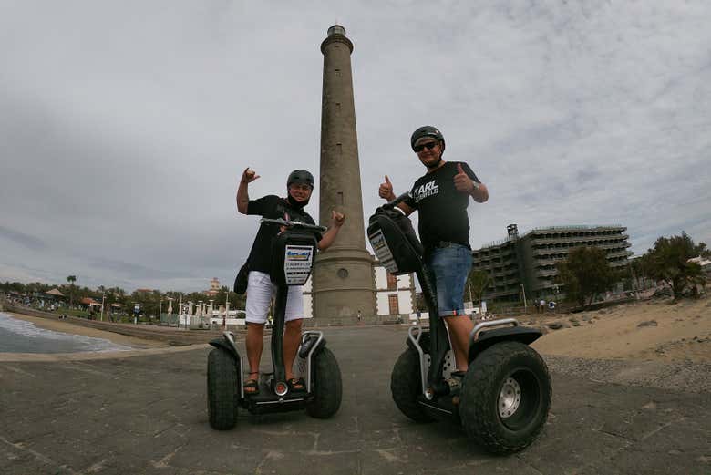 Admiring the lighthouse of Maspalomas