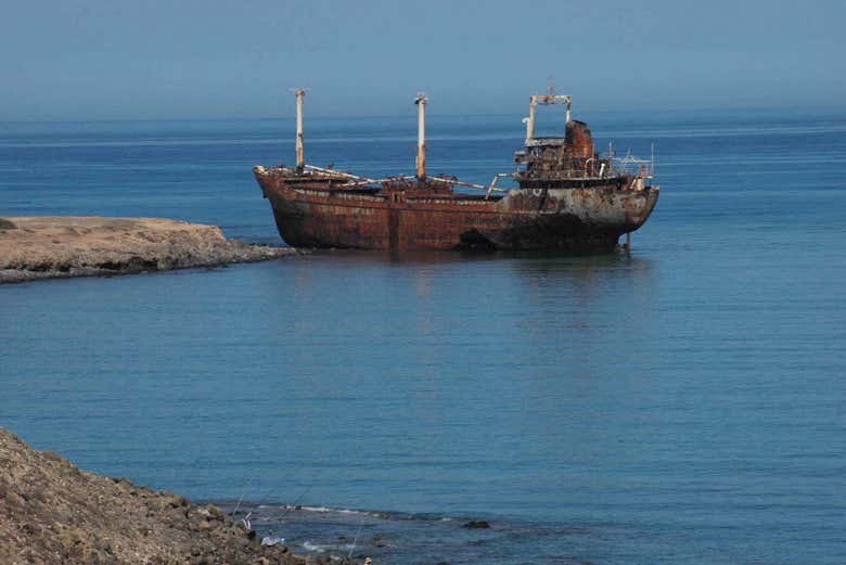 Abandoned ship in Pointe Negri