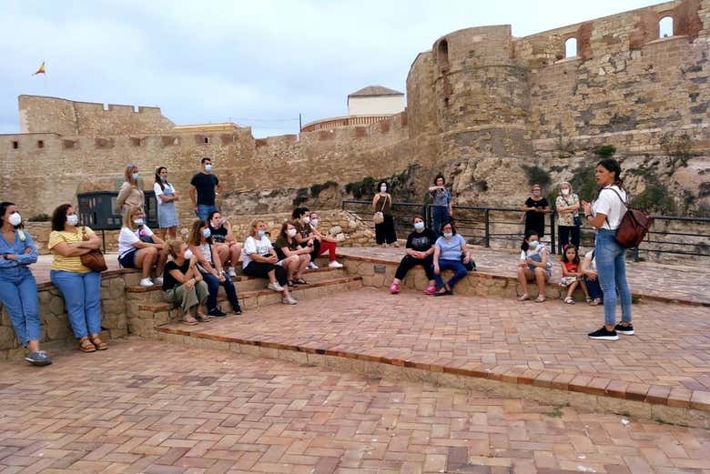 Disfrutando de la visita guiada por Melilla la Vieja