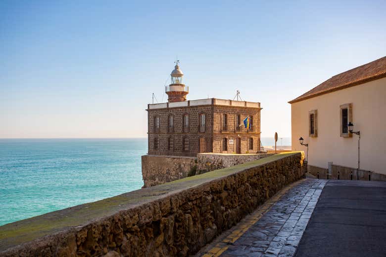 Faro de Melilla la Vieja
