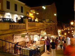 Marché sur le port de Ciutadella