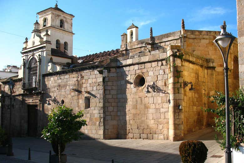 Concatedral de Santa María la Mayor con su campanario